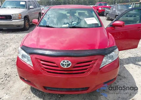 2007 Toyota Camry Le z USA, uszkodzony, nr VIN 4T1BE46K57U060400
